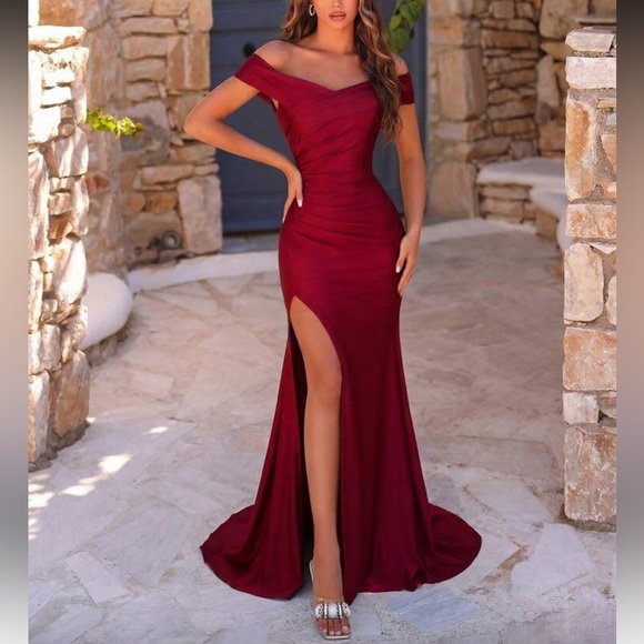 Elegant Burgundy Off Shoulder Evening Gown